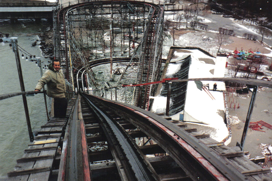 Sam Aquilina on the Comet at Crystal Beach